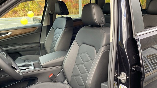 New 2026 Volkswagen Atlas SE image 13
