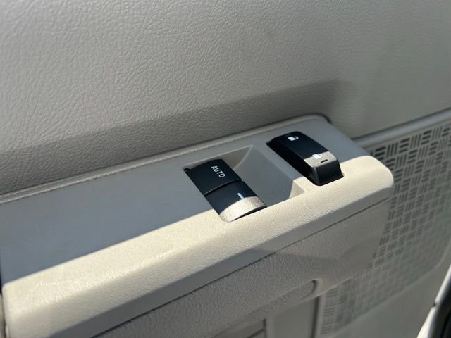 New 2026 Ford E-450 and Econoline 450 Super Duty w/ Power Equipment Group image 14