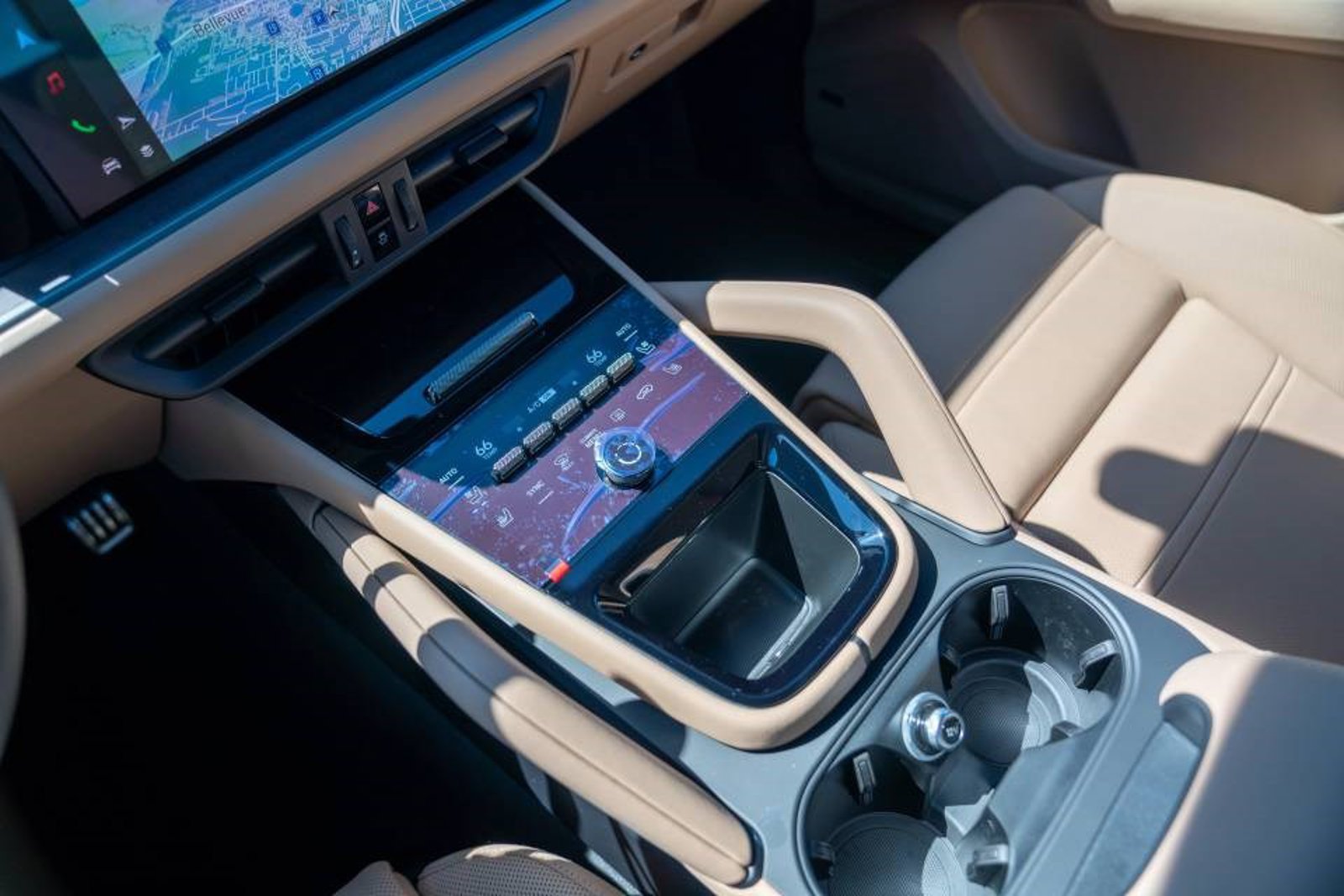 New 2026 Porsche Cayenne E-Hybrid AWD/4WD image 19