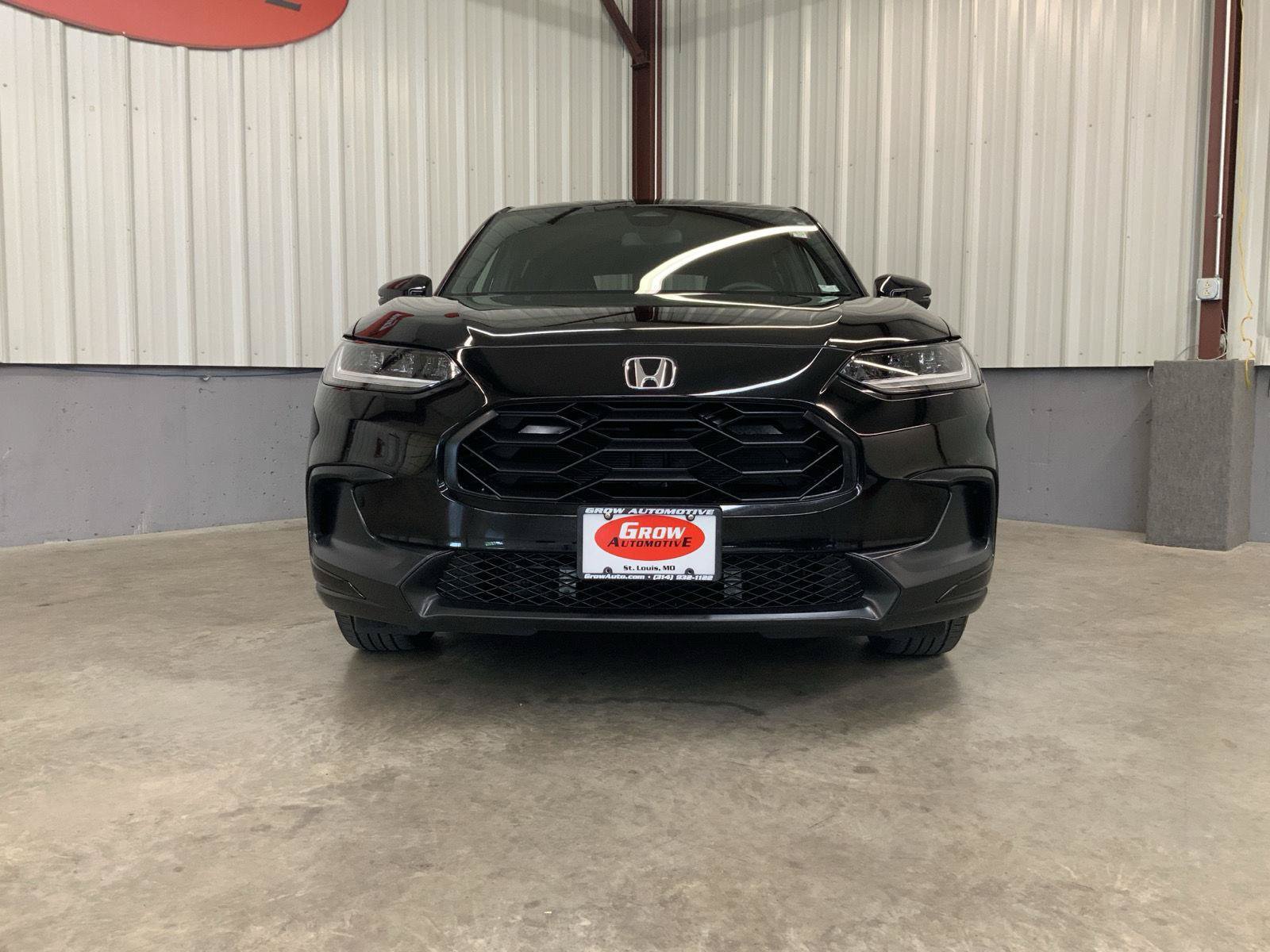 Used 2023 Honda HR-V Sport image 10