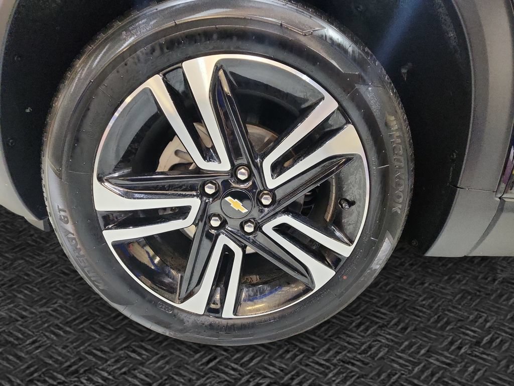 Used 2023 Chevrolet TrailBlazer LT FWD image 13