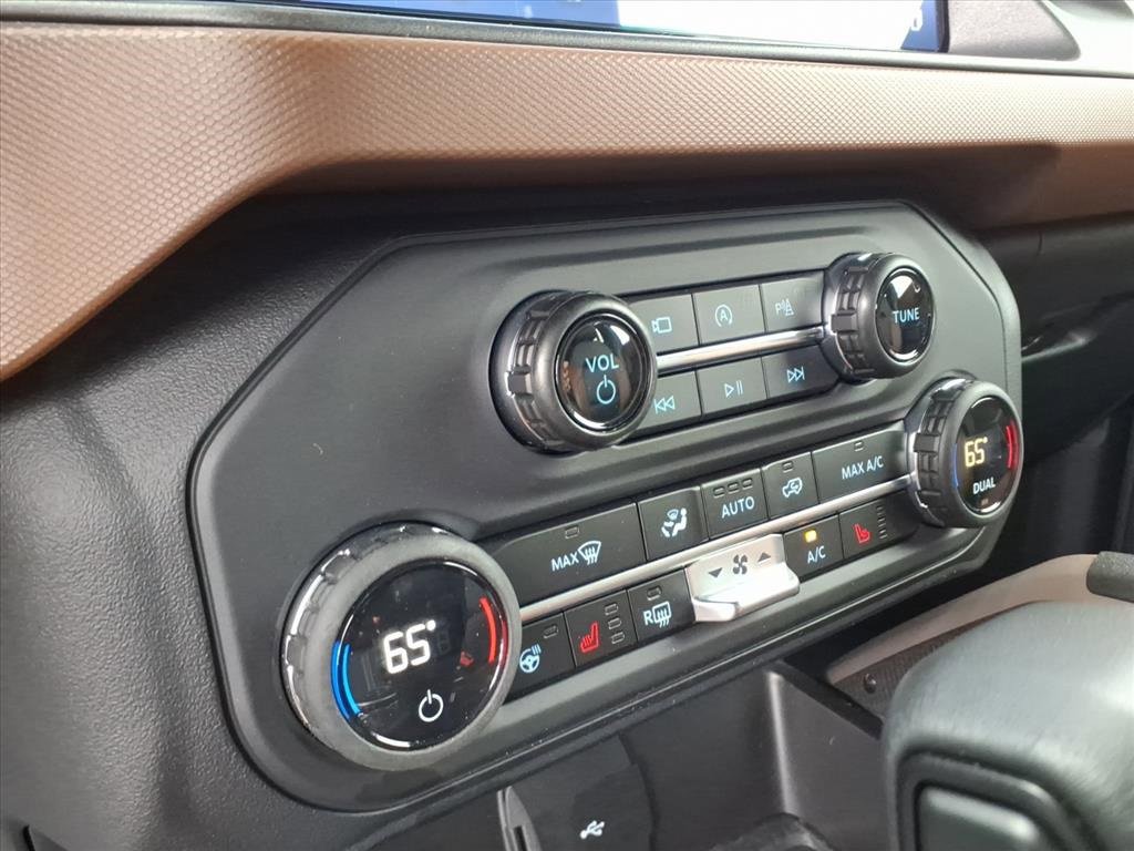 Certified 2024 Ford Bronco Outer Banks image 16