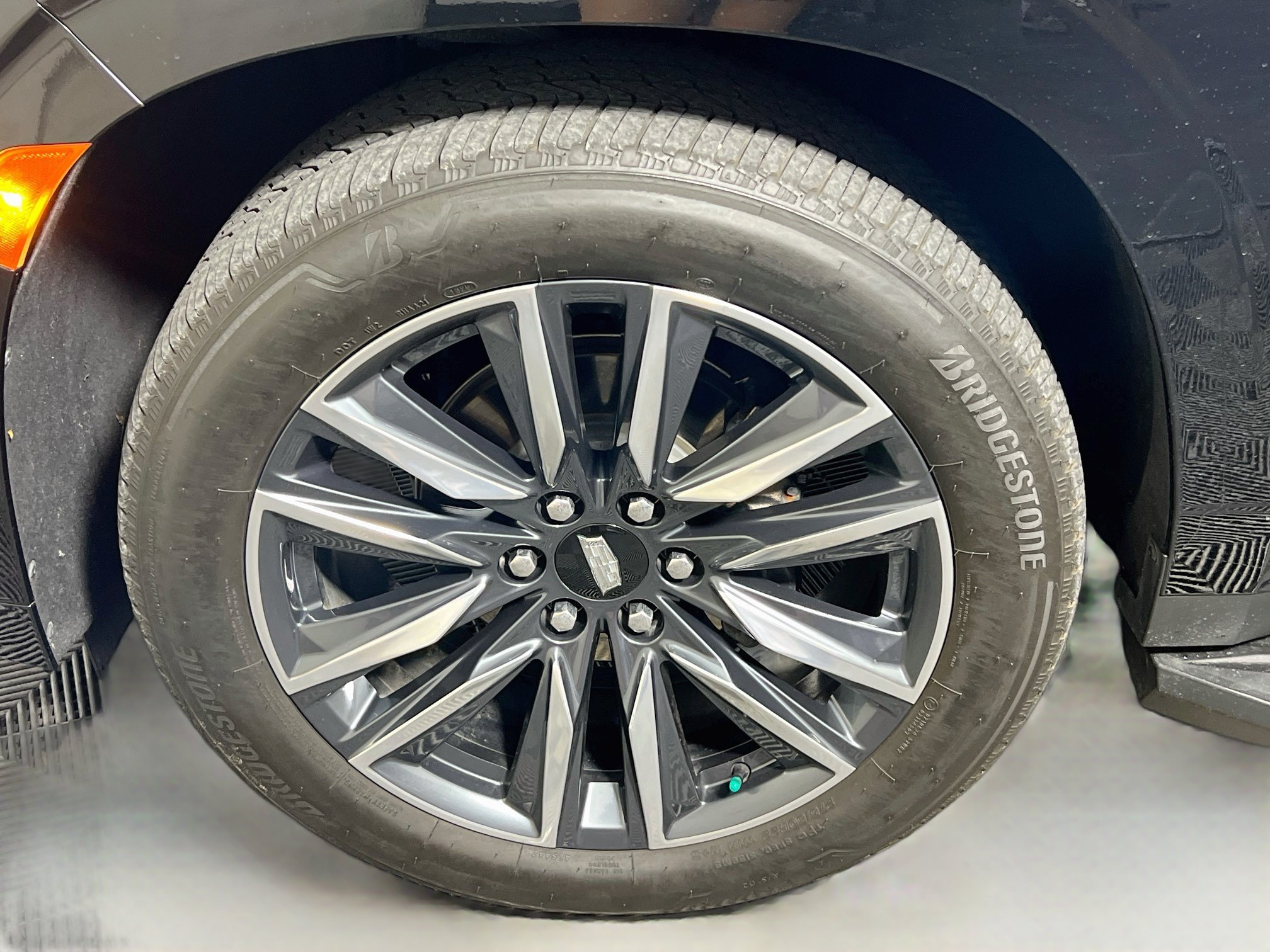 Used 2021 Cadillac Escalade Sport w/ Driver Assist Tech Package AWD/4WD image 33