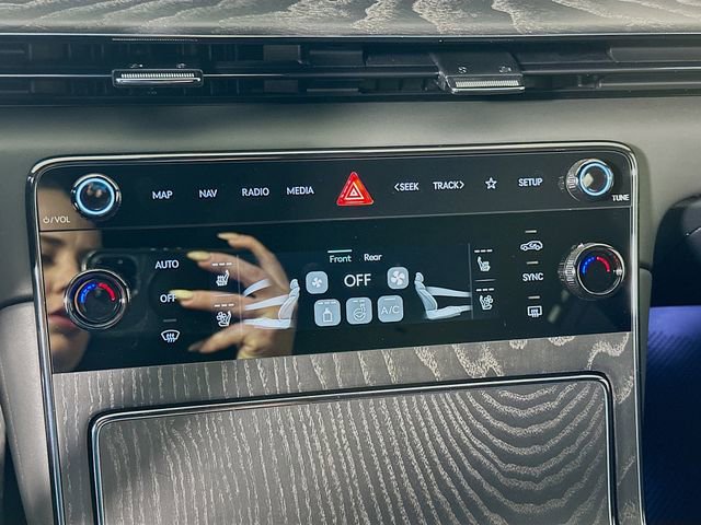 New 2026 Genesis GV80 3.5T Prestige image 14