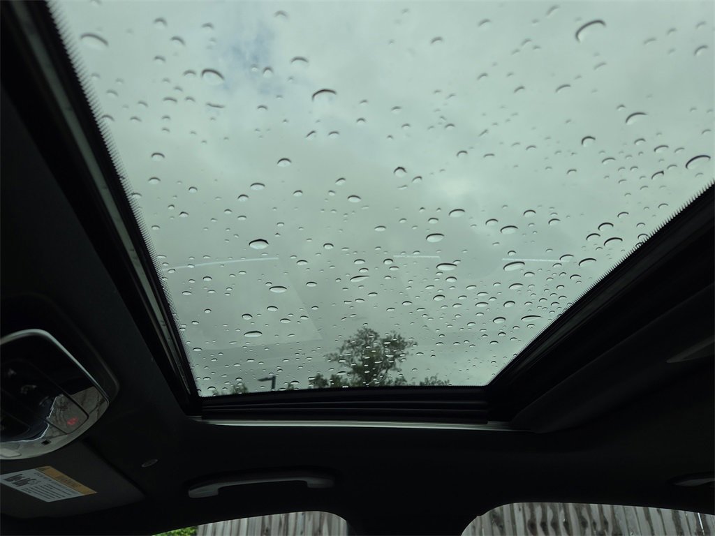 New 2025 Mercedes-Benz C 300 4MATIC Sedan image 28