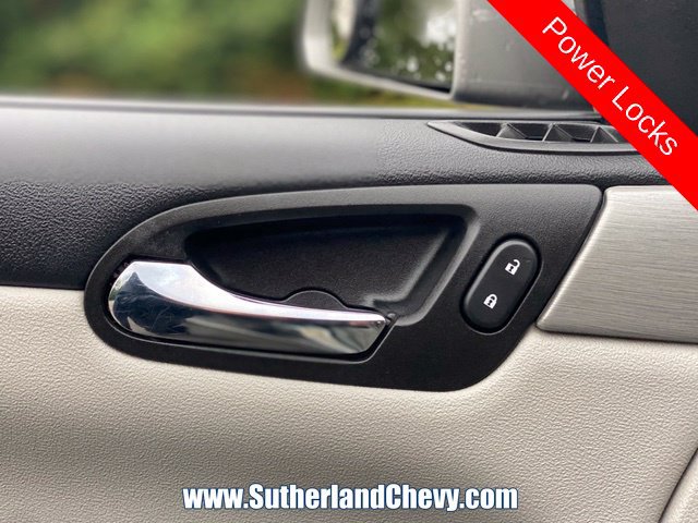 Used 2007 Chevrolet Impala LT FWD image 12