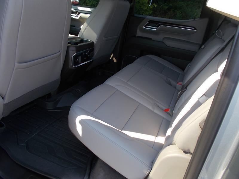Used 2025 GMC Sierra 1500 SLT w/ SLT Premium Plus Package AWD/4WD image 27
