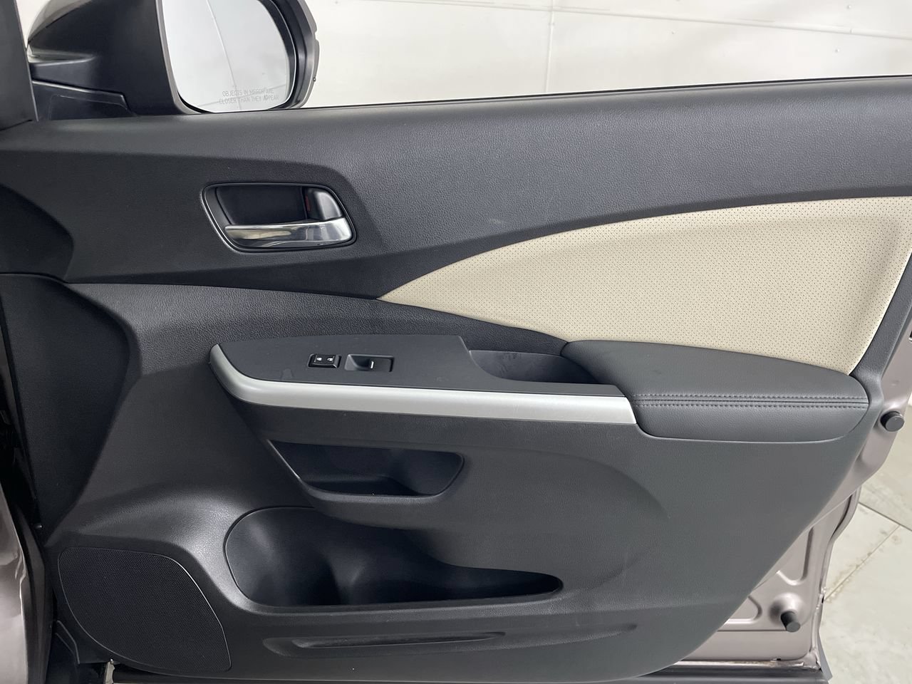 Used 2016 Honda CR-V Touring image 26