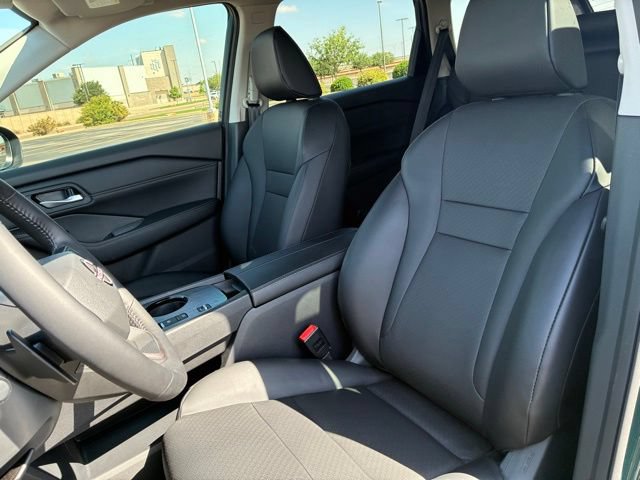 Certified 2026 Nissan Rogue Dark Armor FWD image 12