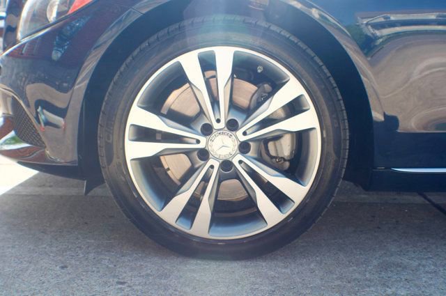 Used 2015 Mercedes-Benz C 300 4MATIC Sedan image 57