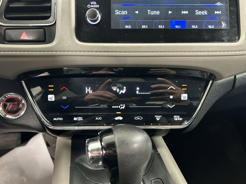 Used 2019 Honda HR-V EX image 16