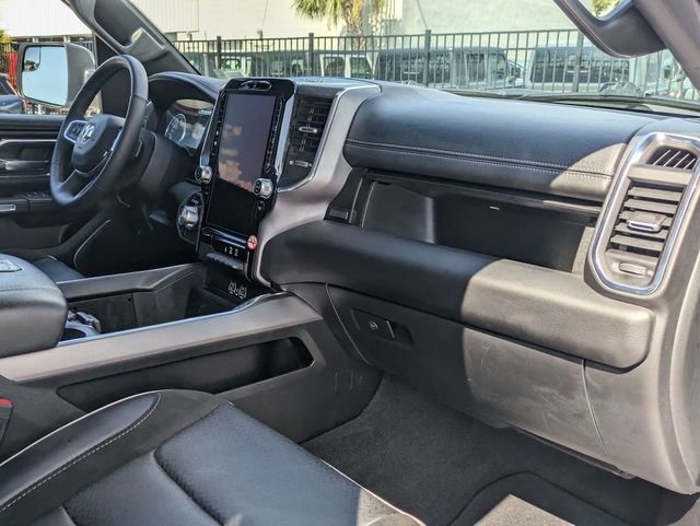 Used 2025 RAM 1500 Laramie image 32