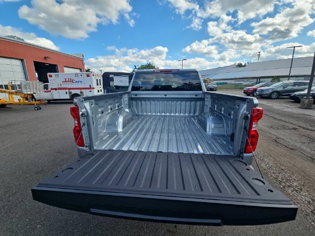 New 2026 Chevrolet Silverado 1500 Custom w/ Turbomax Blackout Package AWD/4WD image 29