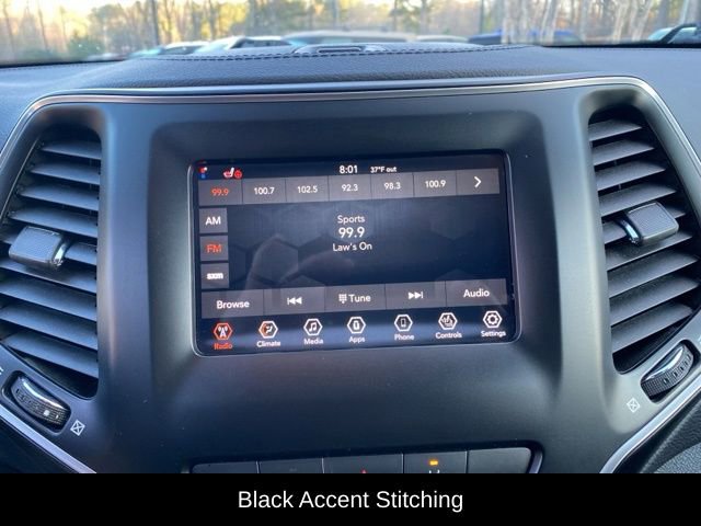 Used 2021 Jeep Cherokee Latitude Plus image 12