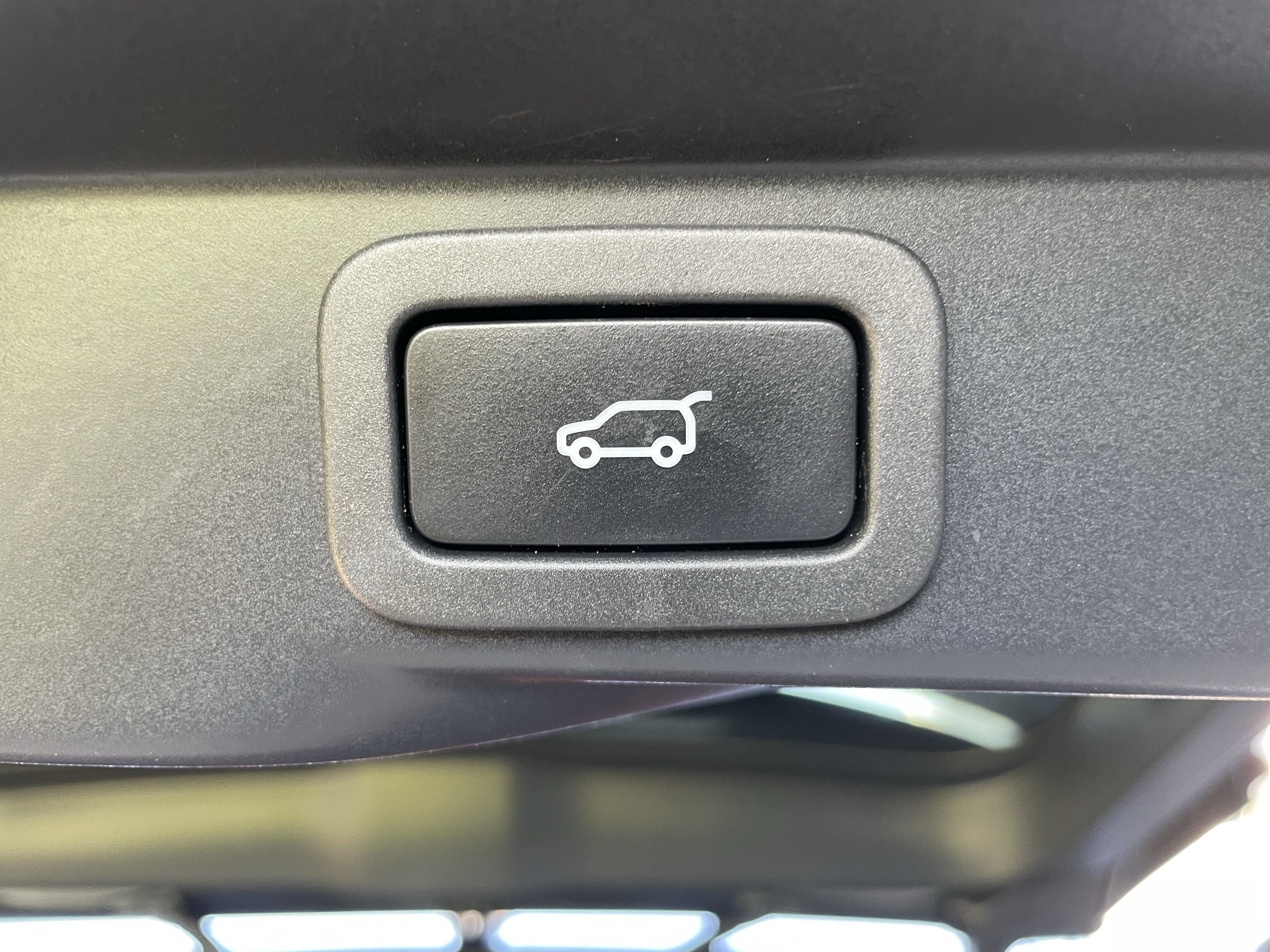 Used 2022 Land Rover Range Rover Sport HST AWD/4WD image 37