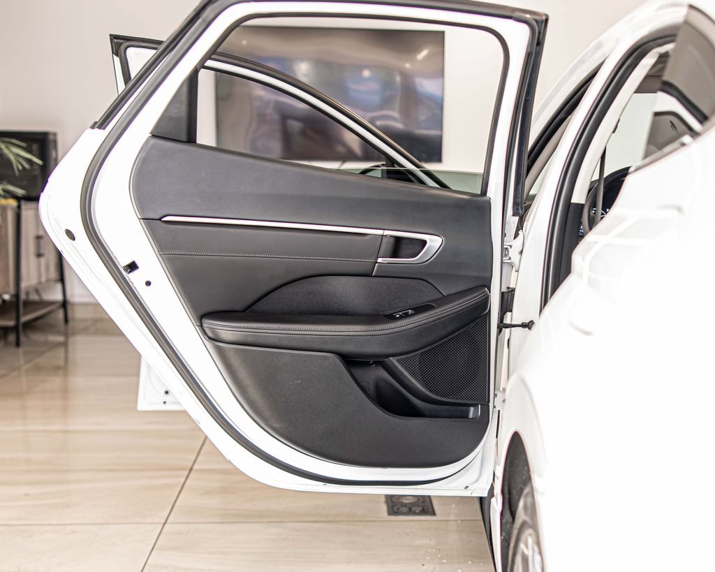 Used 2022 Hyundai Sonata Limited w/ Cargo Package FWD image 34