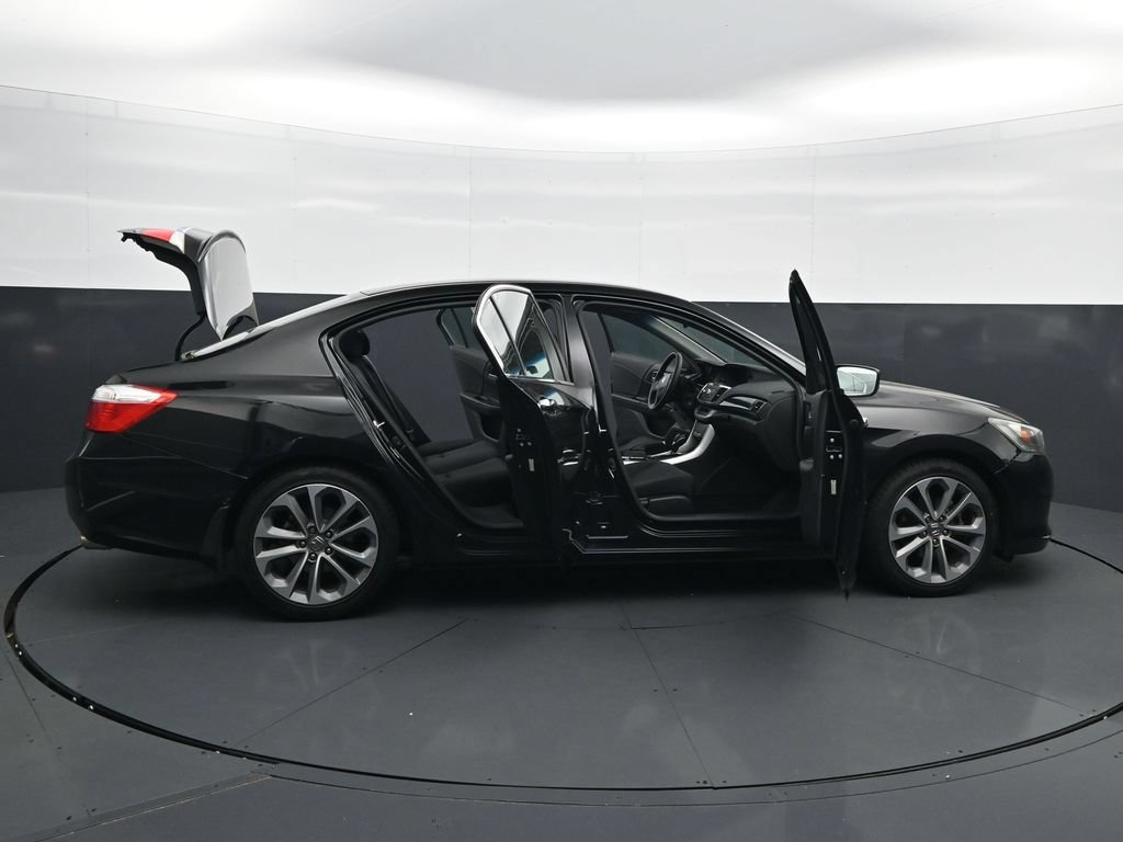 Used 2013 Honda Accord Sport image 41