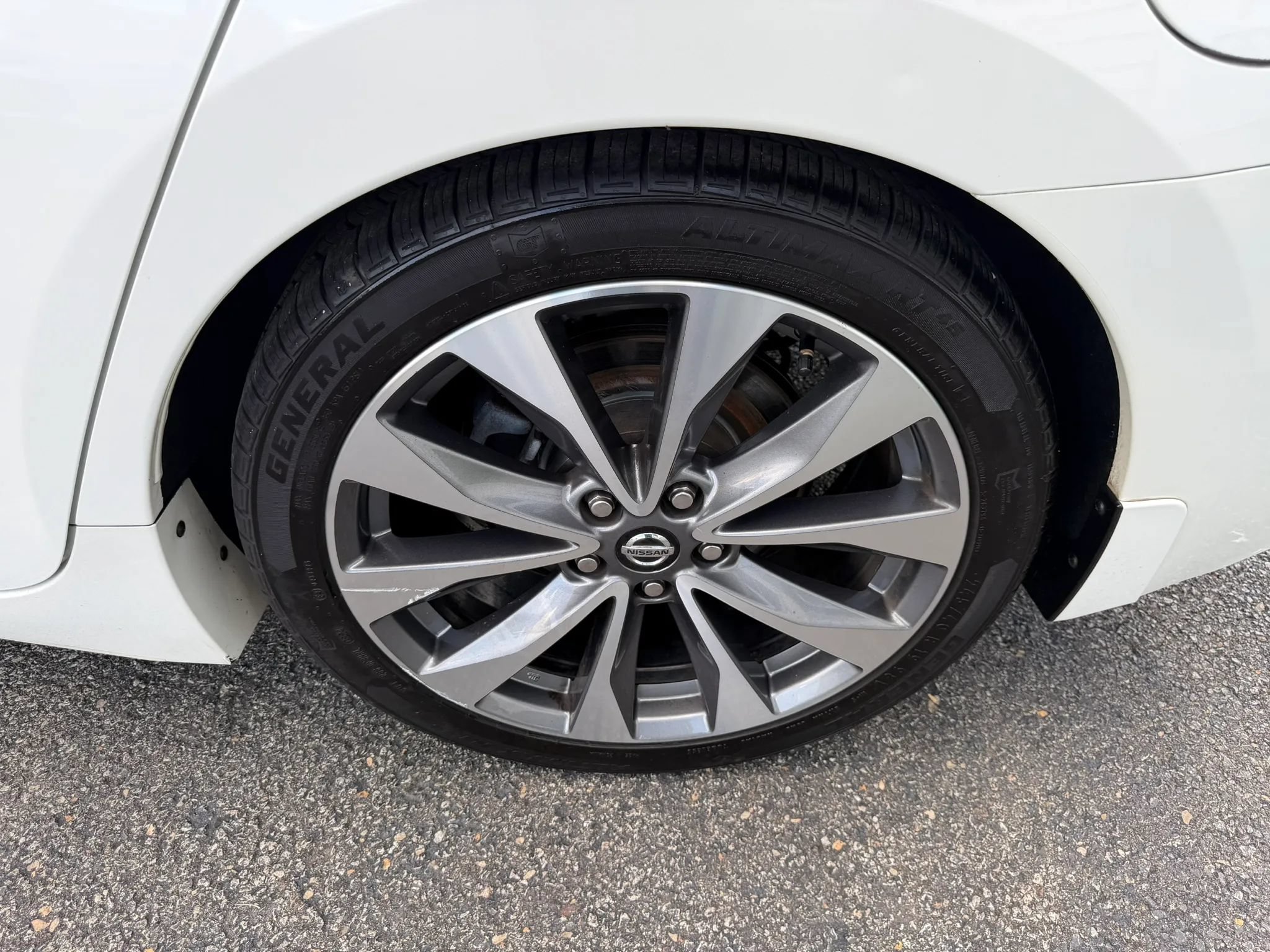 Used 2020 Nissan Maxima Platinum w/ Sport Mat Group FWD image 60