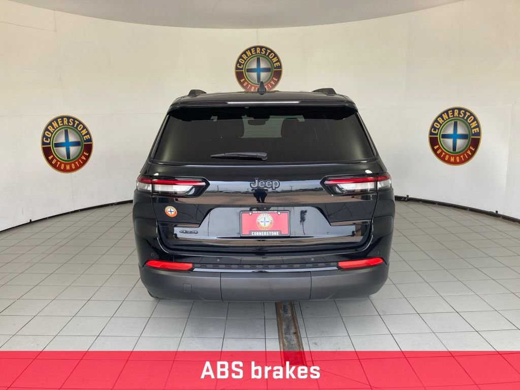 Used 2023 Jeep Grand Cherokee L Laredo AWD/4WD image 23