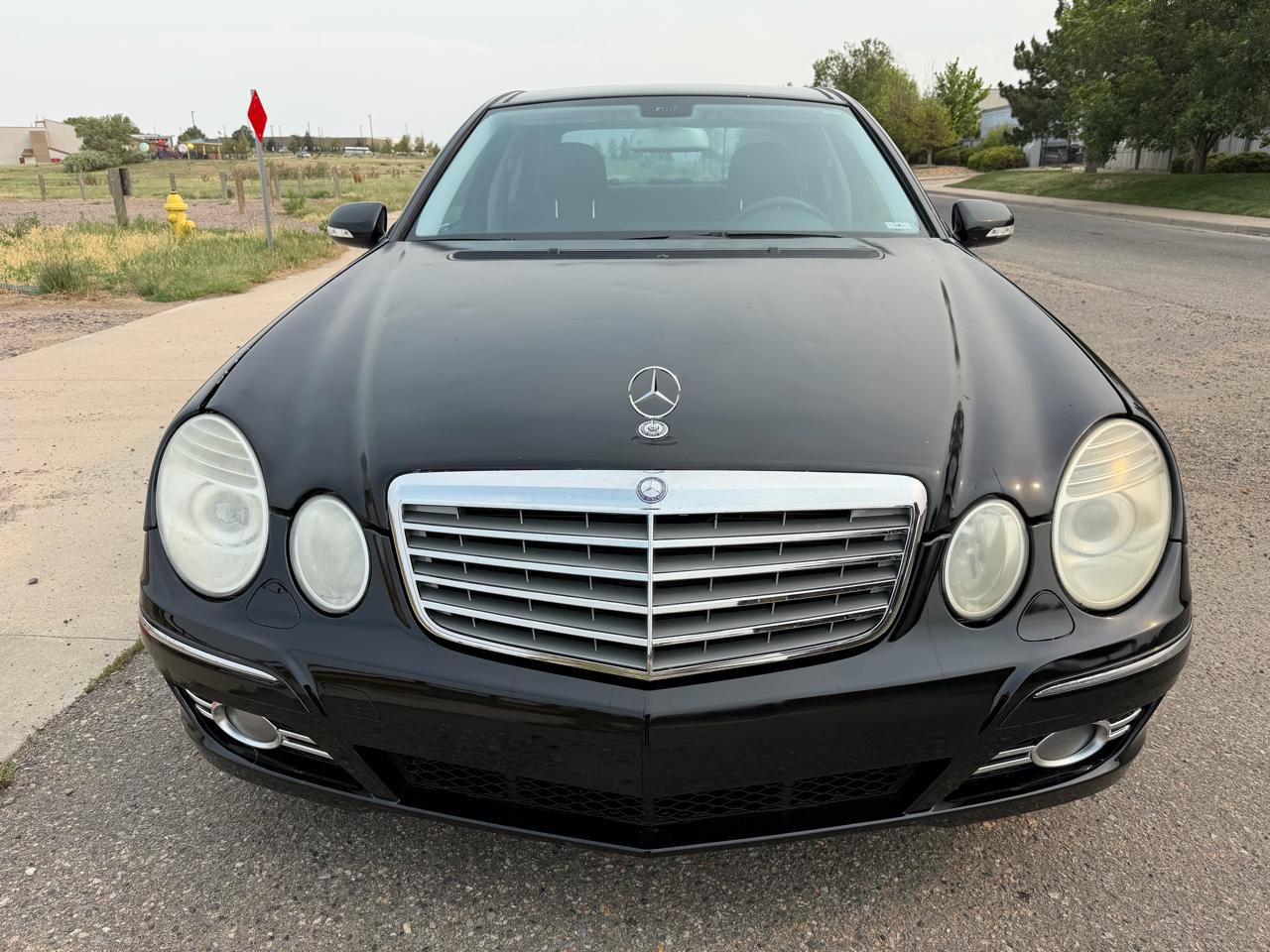 Used 2009 Mercedes-Benz E 350 4MATIC Sedan image 8