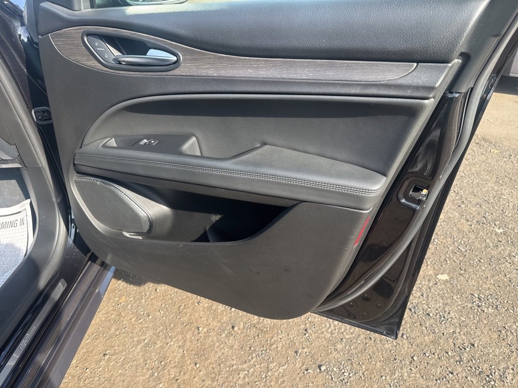 Used 2022 Alfa Romeo Stelvio Ti image 38