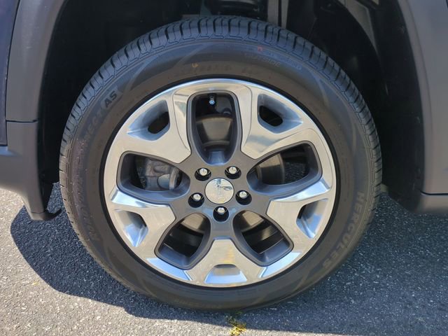 Used 2020 Jeep Compass Limited AWD/4WD image 10