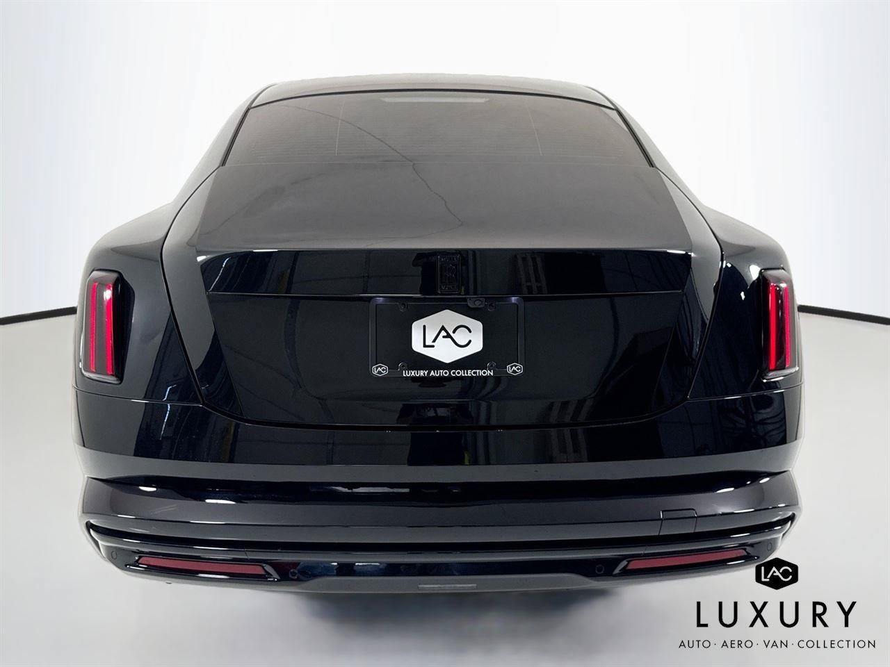 Used 2024 Rolls-Royce Spectre w/ Spectre Launch Package AWD/4WD image 7