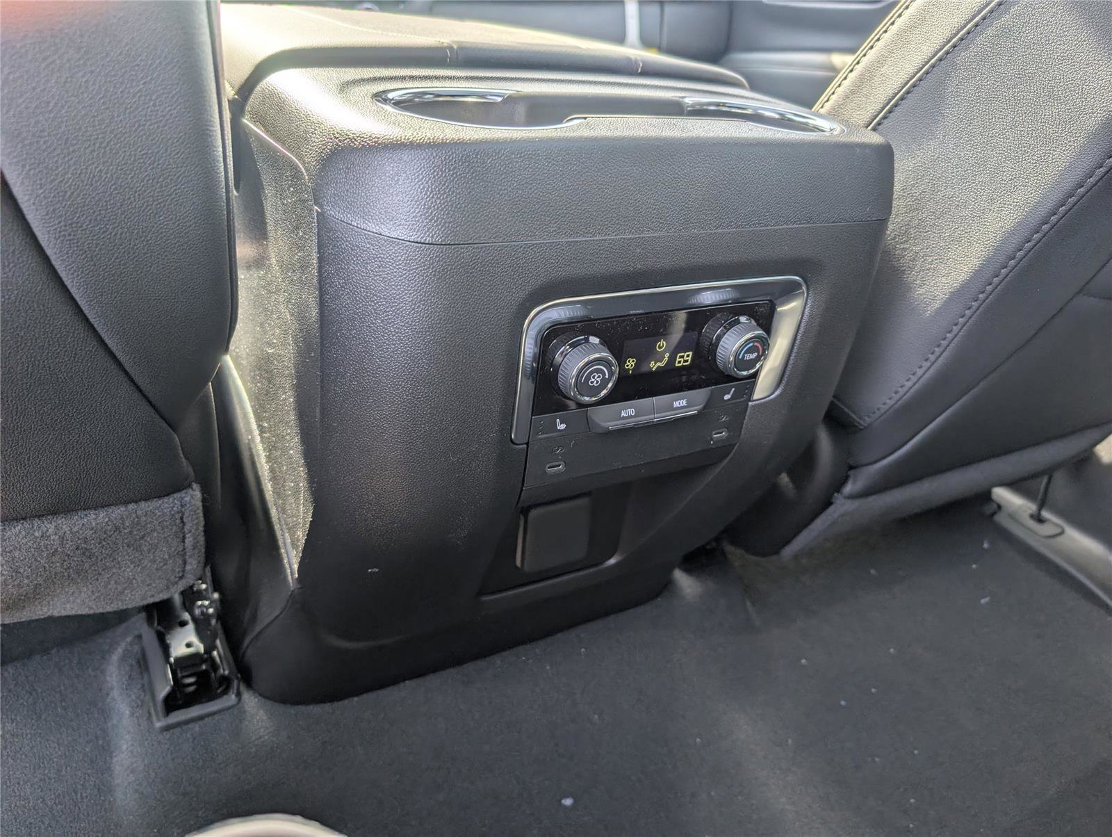 New 2026 Chevrolet Tahoe Premier w/ Sun And Tow Package image 15