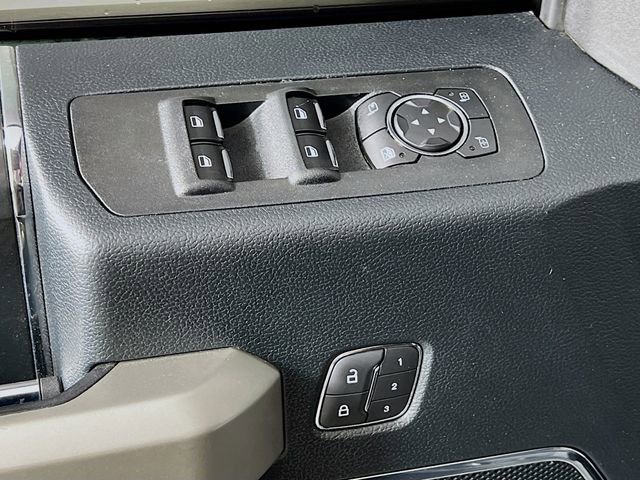 Used 2018 Ford F150 Lariat w/ Equipment Group 501A Mid image 9