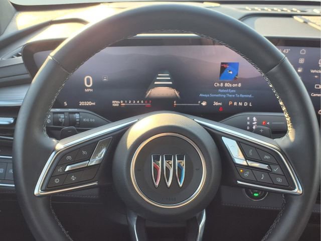 Certified 2025 Buick Enclave Preferred image 18