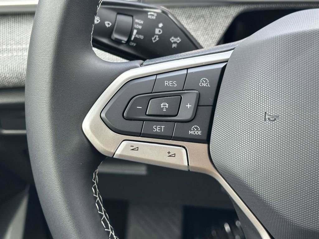 New 2026 Volkswagen Tiguan S image 17