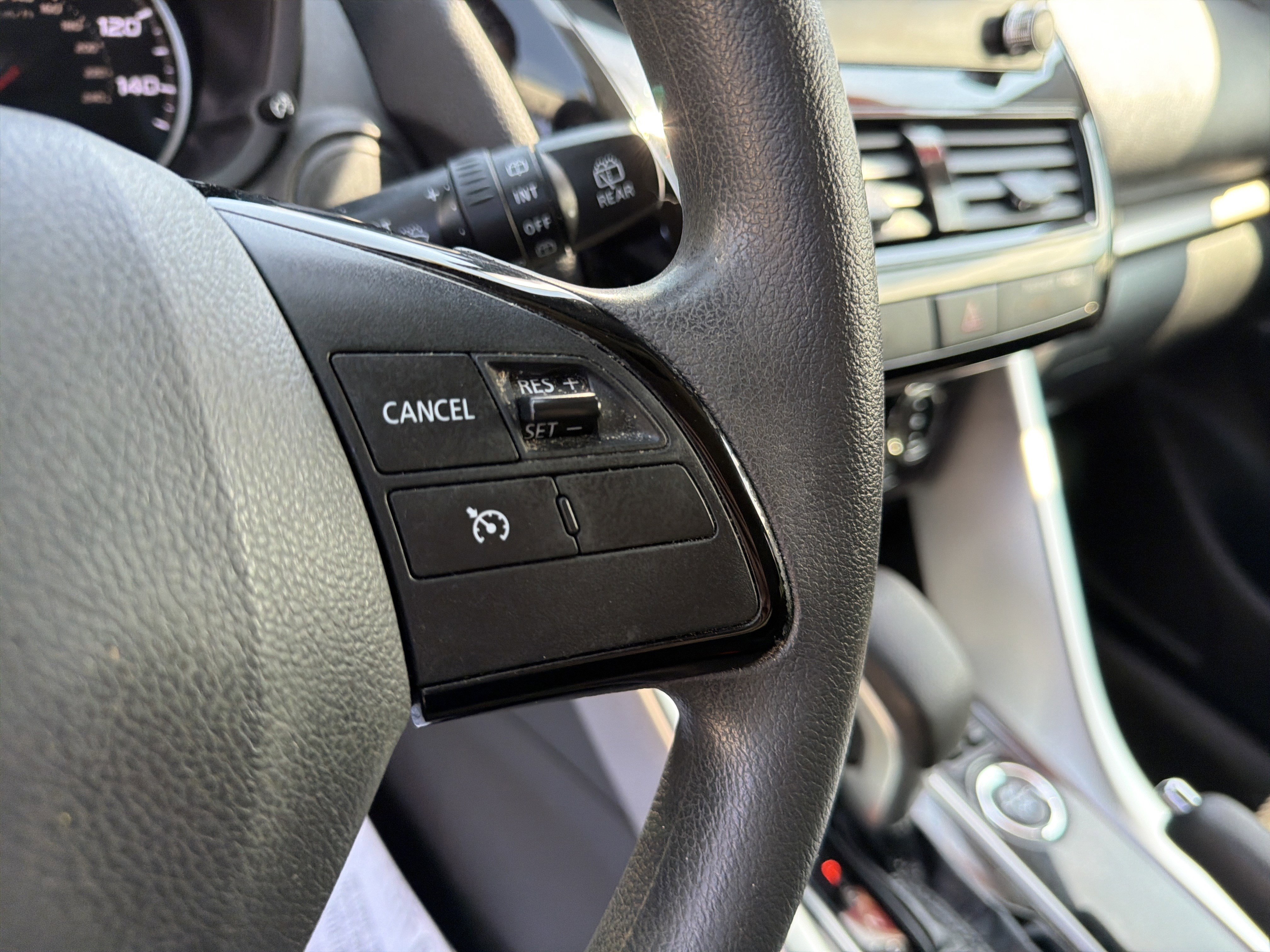 Used 2023 Mitsubishi Eclipse Cross LE AWD/4WD image 20