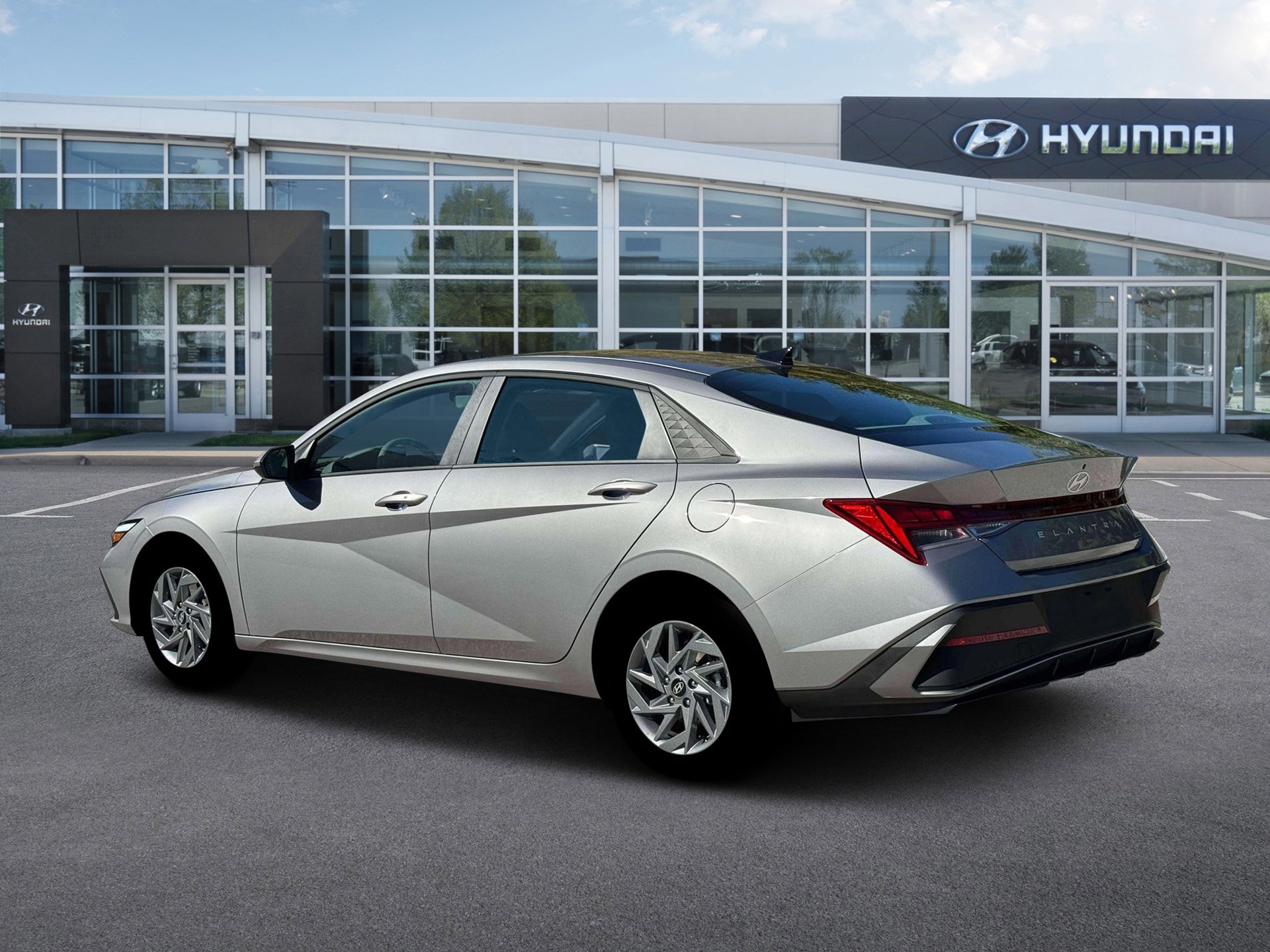 New 2026 Hyundai Elantra Hybrid FWD image 4