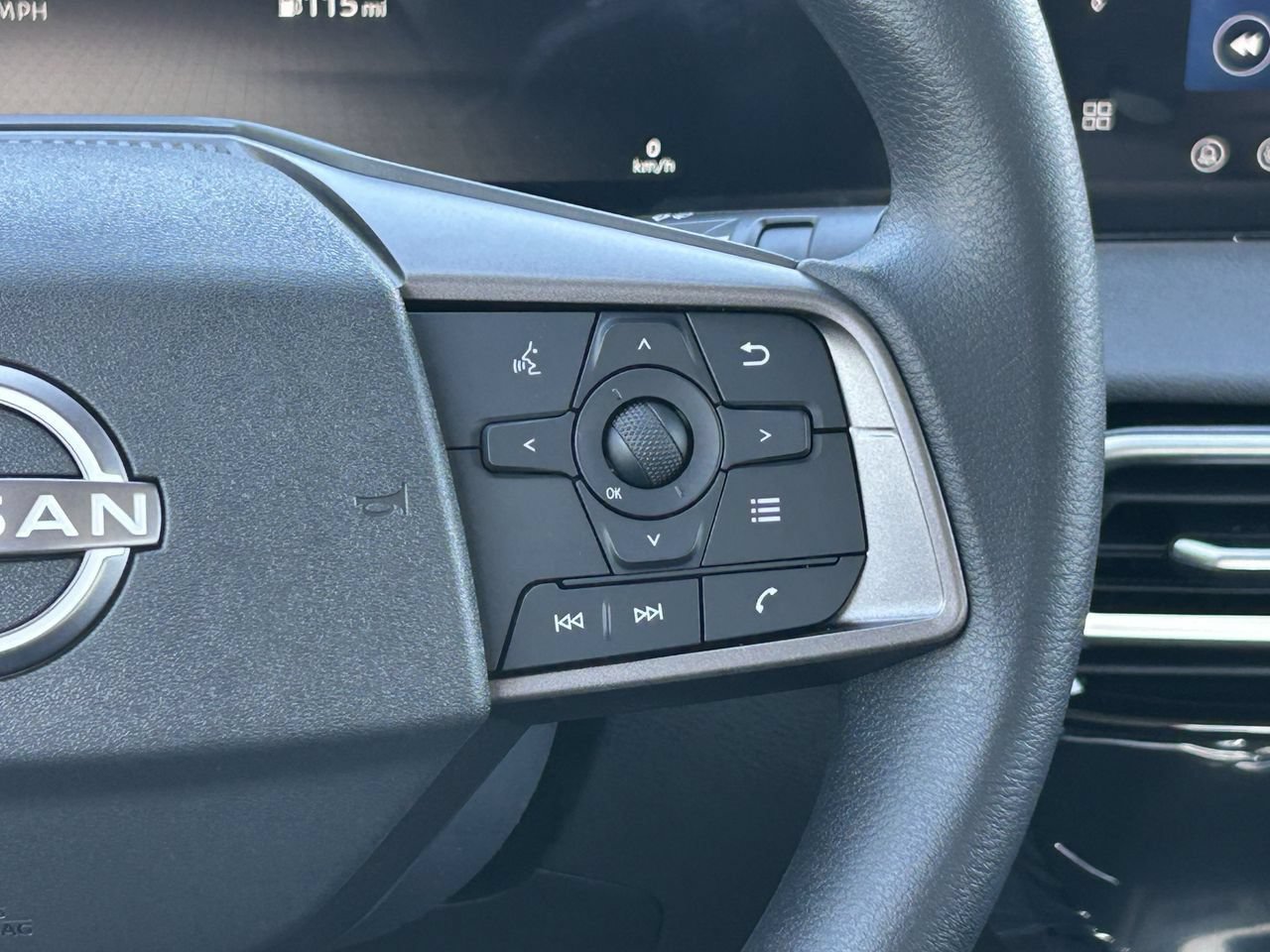 New 2027 Nissan Sentra SV FWD image 24