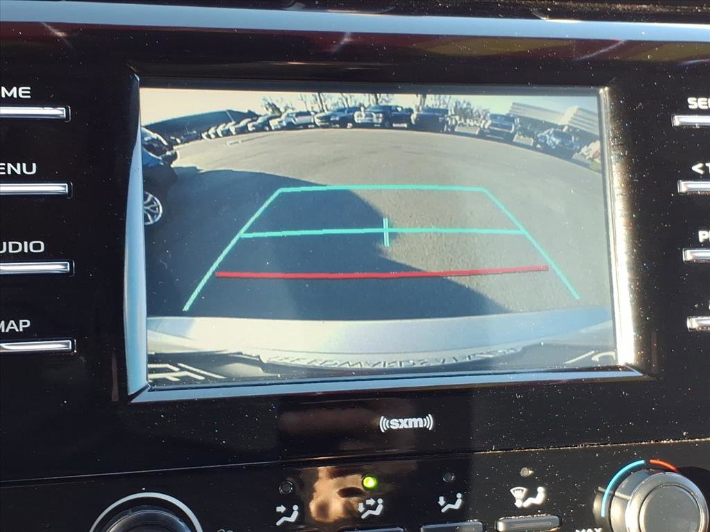 Used 2020 Toyota Camry LE image 26