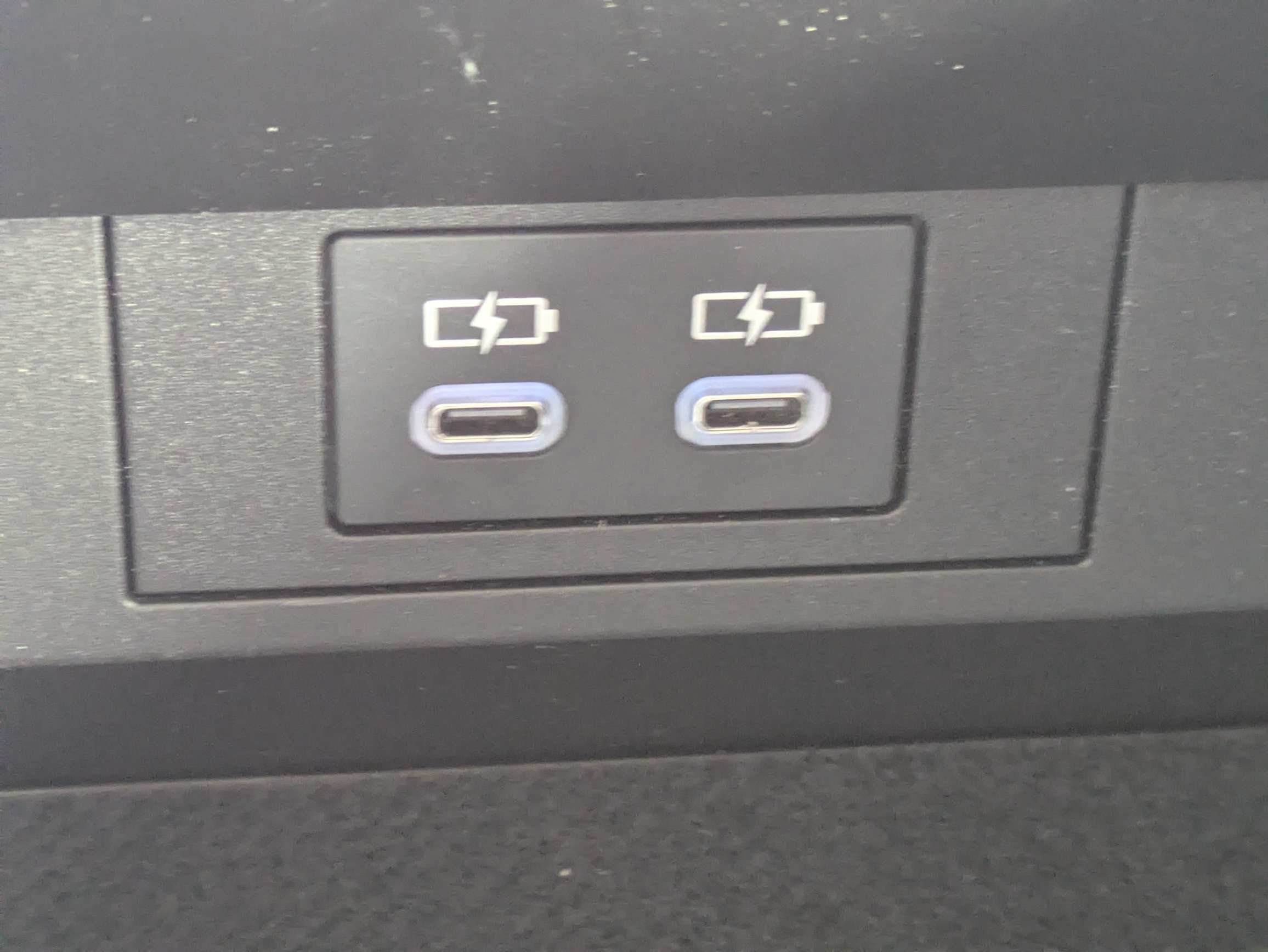 Used 2024 Toyota Prius Prime FWD image 29