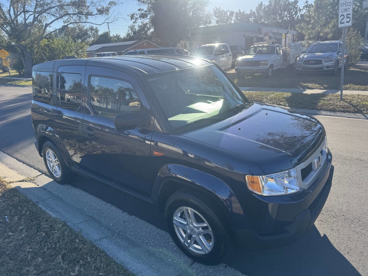 Used 2010 Honda Element LX image 2