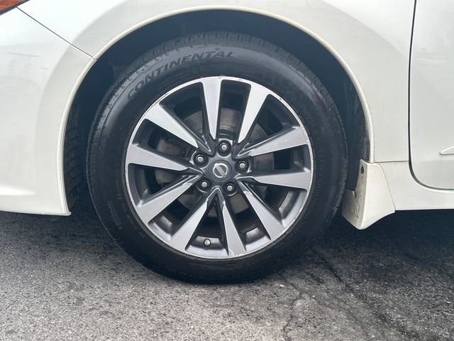 Used 2017 Nissan Altima 2.5 SL w/ 2.5 Technology Package FWD image 27