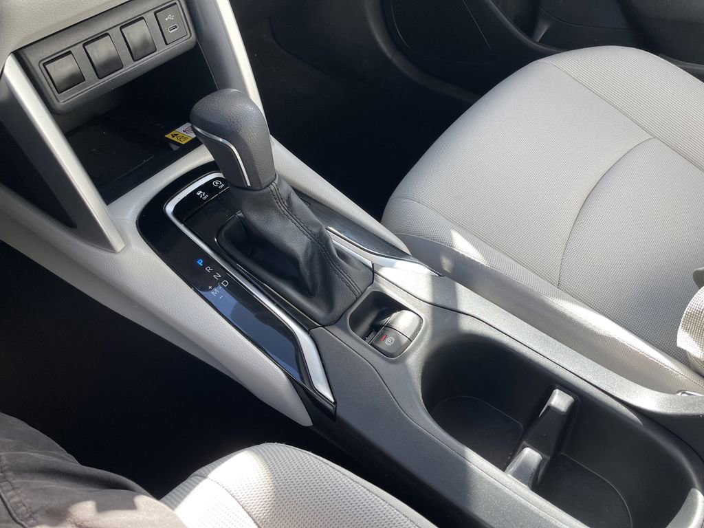 Used 2023 Toyota Corolla Cross LE w/ Moonroof Package AWD/4WD image 20