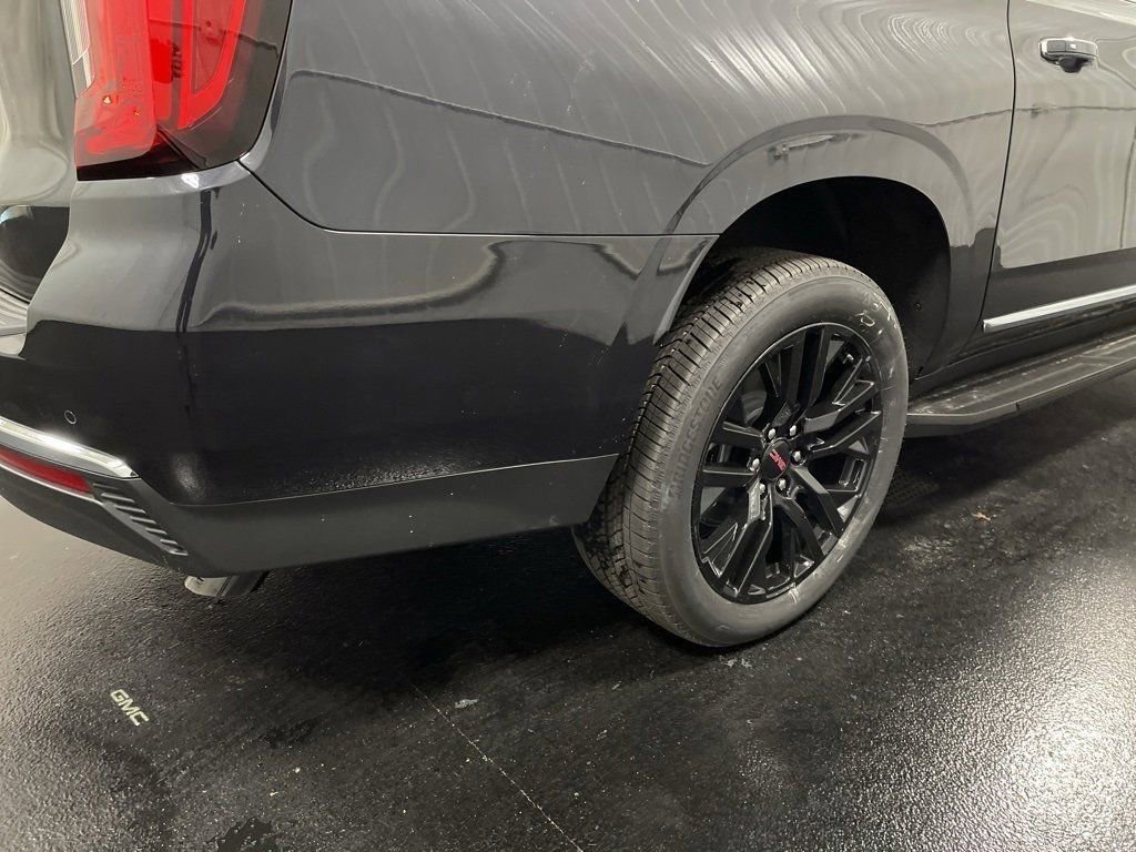 Used 2024 GMC Yukon XL SLT image 38