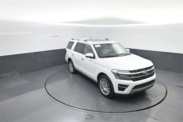 Used 2023 Ford Expedition Limited image 17
