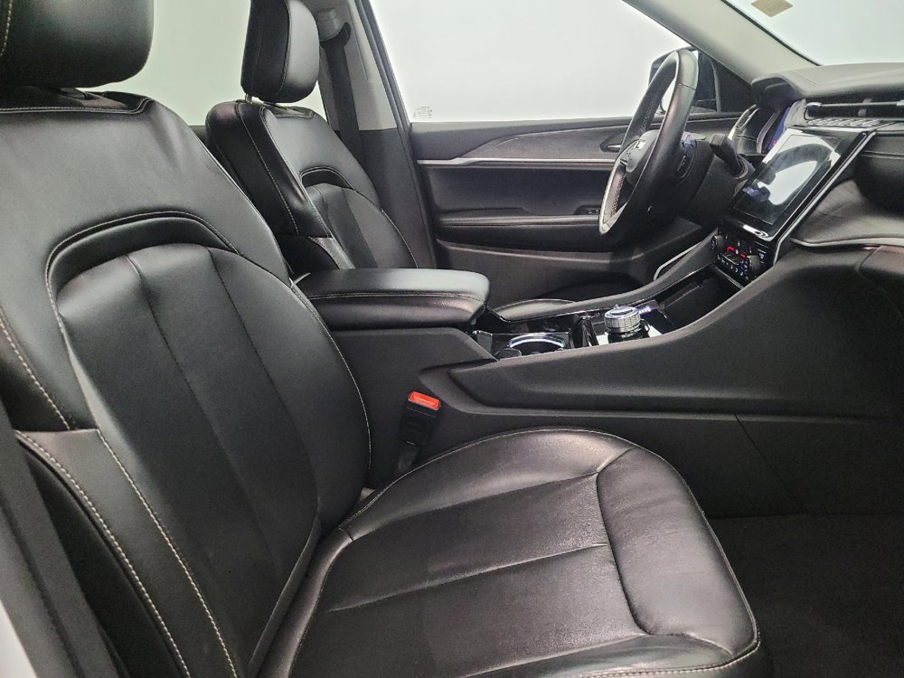 Used 2021 Jeep Grand Cherokee L Limited AWD/4WD image 21