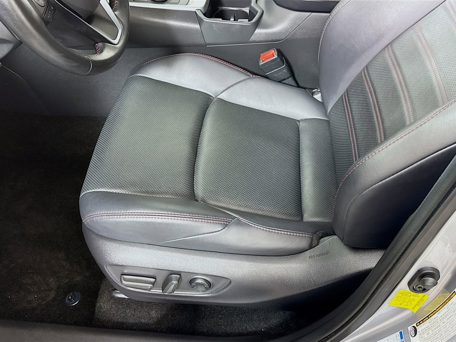 Used 2022 Toyota RAV4 XSE w/ Premium Package AWD/4WD image 16