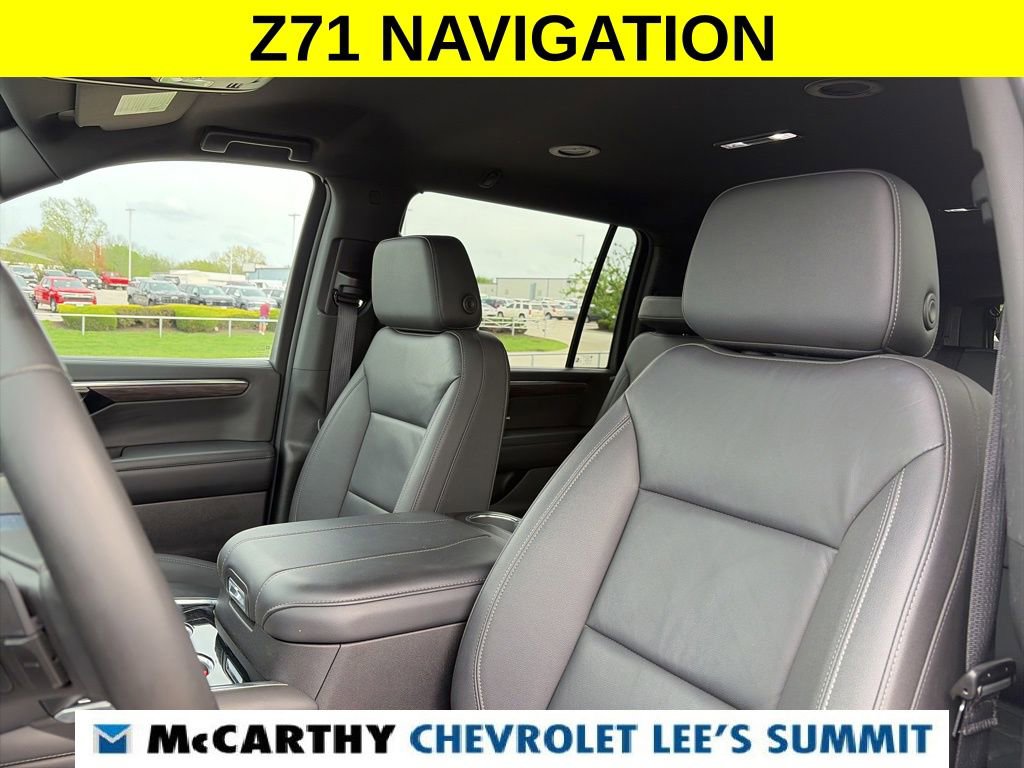 Used 2025 Chevrolet Suburban Z71 AWD/4WD image 57