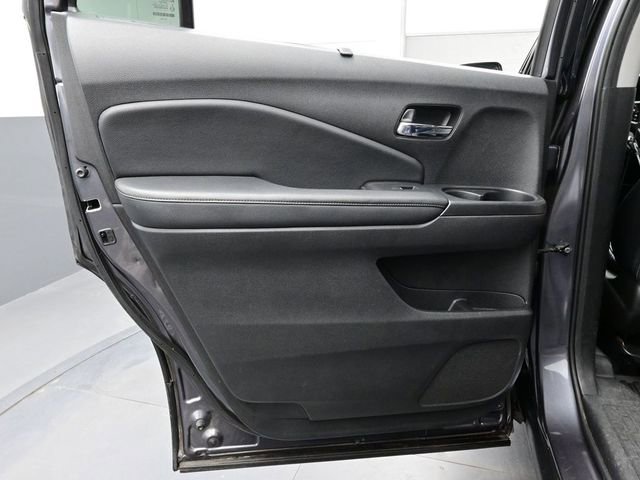 Used 2019 Honda Pilot Touring image 13