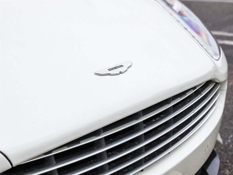 Used 2016 Aston Martin DB9 GT RWD image 16