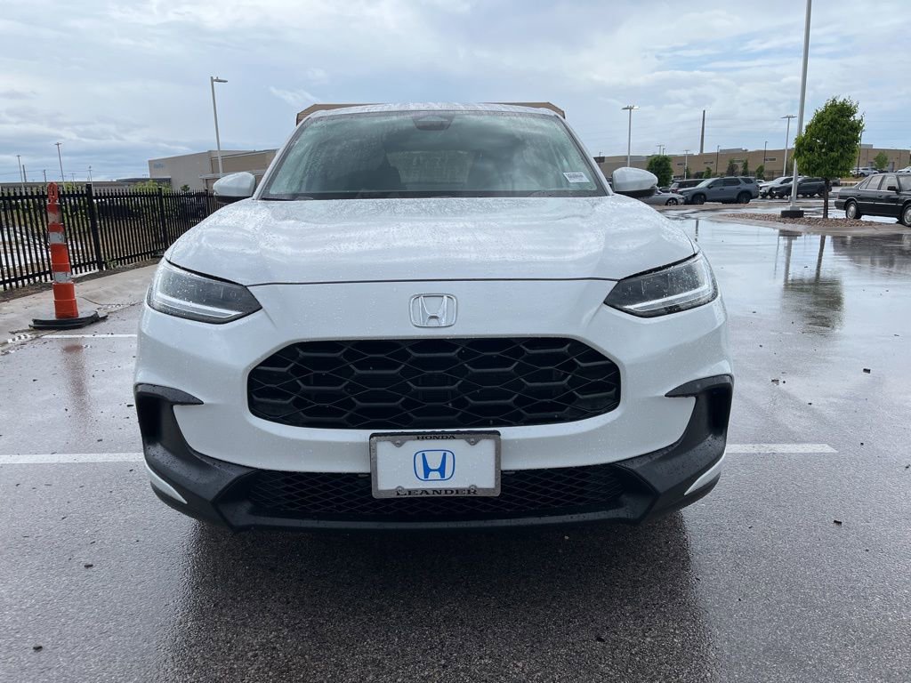 Certified 2026 Honda HR-V LX image 2