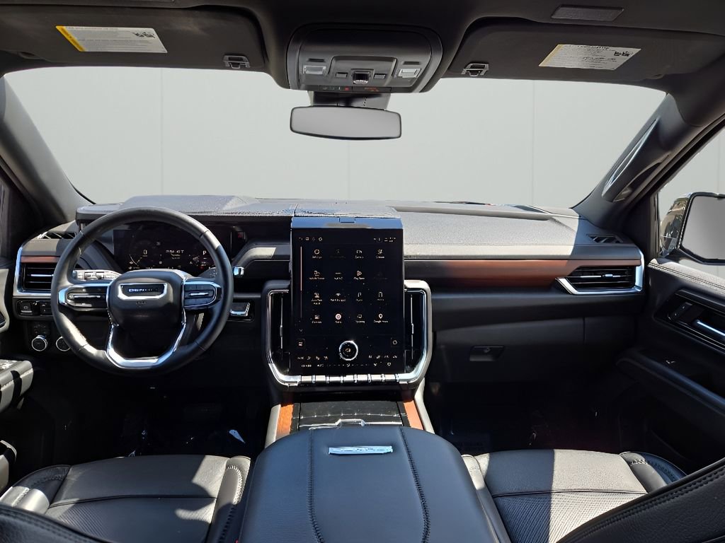 Used 2025 GMC Yukon Denali AWD/4WD image 22
