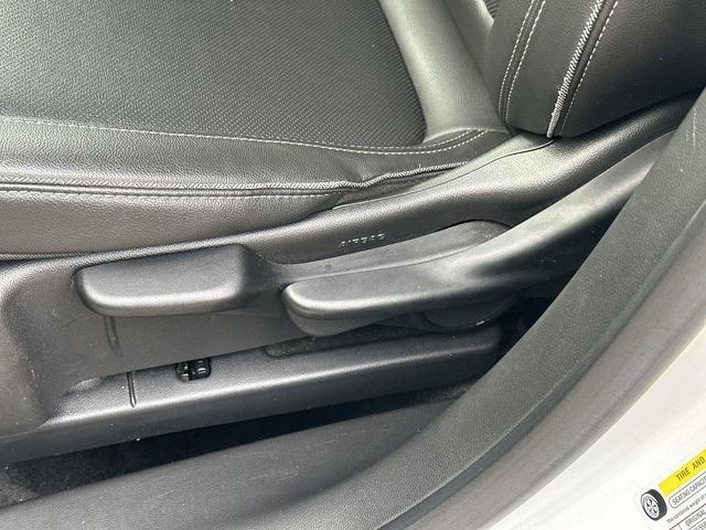 Used 2024 Buick Encore GX Sport Touring image 31