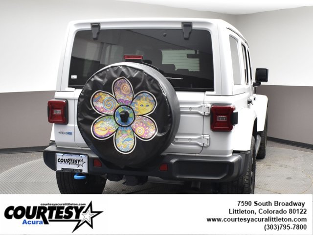 Used 2023 Jeep Wrangler Sahara w/ Cold Weather Group image 5